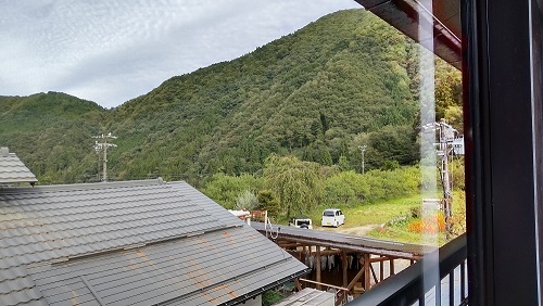 野熊の庄 月川 206号室 客室からの眺め(右側)