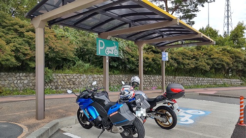 駒ヶ岳SA(上り)二輪車駐車スペース