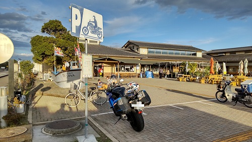 道の駅 オライ・はすぬま 二輪車駐車スペース