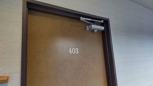 客室は本館4階403号室